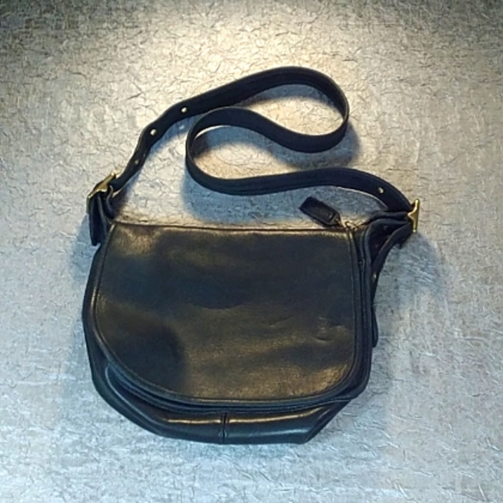 Coach Vintage Black Leather Purse